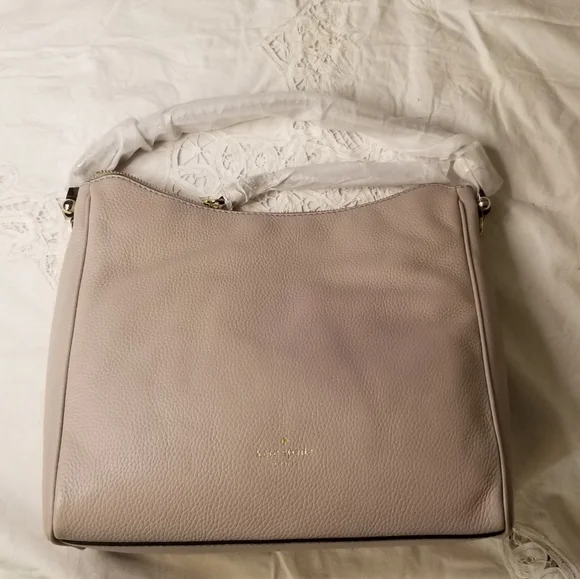 ⚜️ Kate Spade Charles Street Small Haven Purse - $175